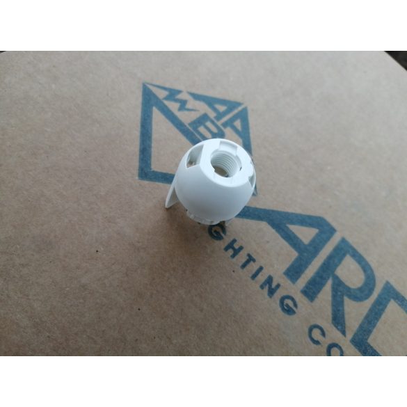 E-14 Foglalat sapka műanyag M10x1mm felfogatással egyrészes foglalatokhoz. 