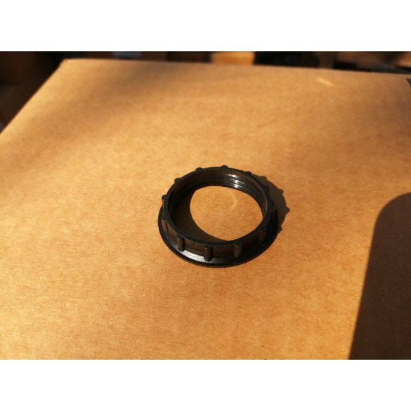 VLM E-14 menetes rögzítőgyűrű csillárfoglalatokhoz. (Fekete)